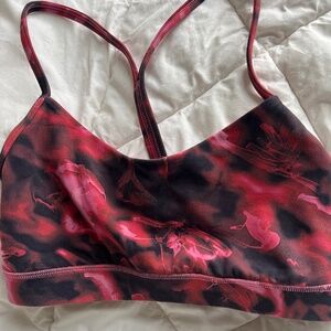 Lululemon sports bra